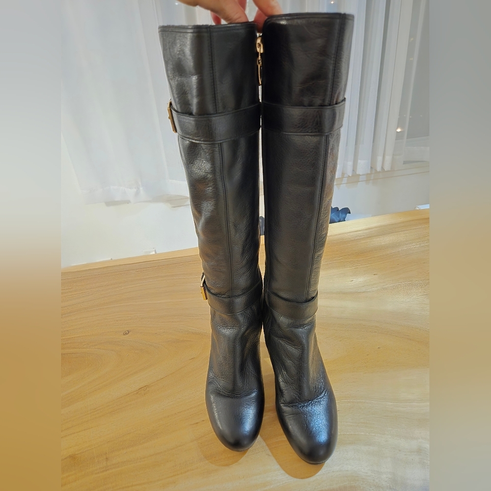 Elegant Black Leather Knee-High Boots